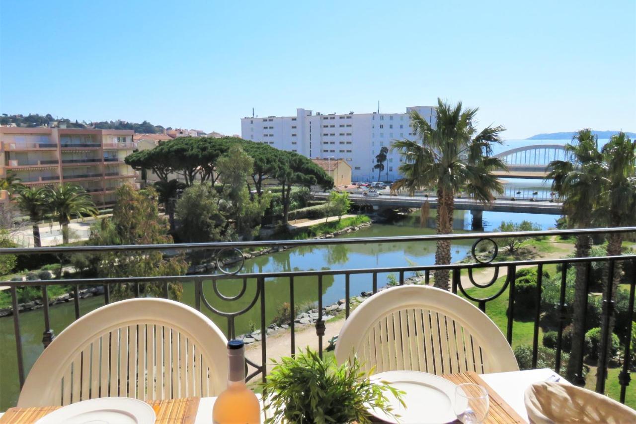 Apartmán Port Marine Sainte-Maxime Exteriér fotografie